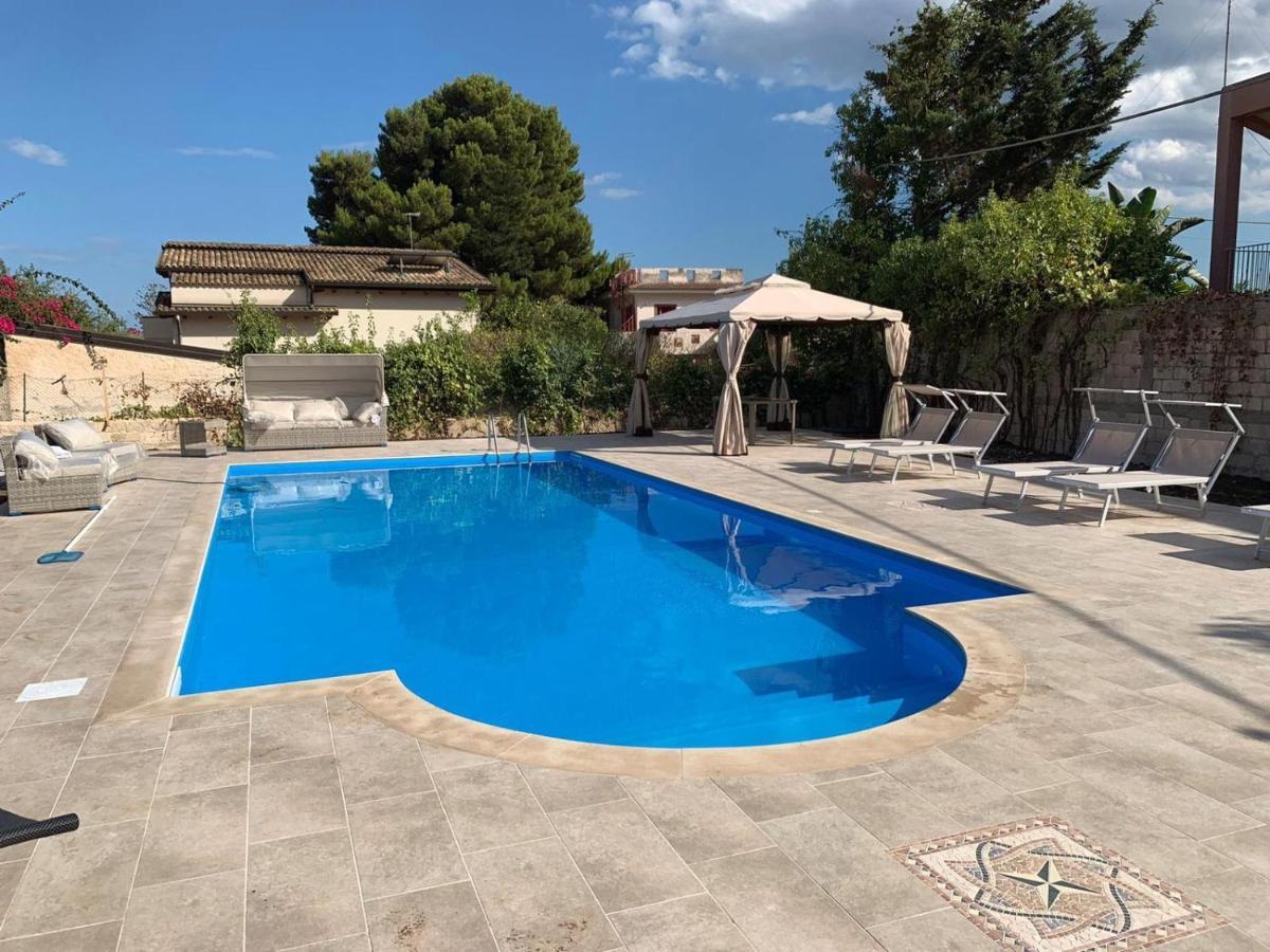 Villa La Perla Blu Di Fontane Bianche